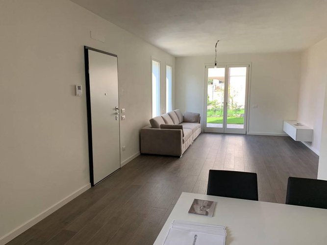 Quadrilocale indipendente con giardino Alzano Lombardo