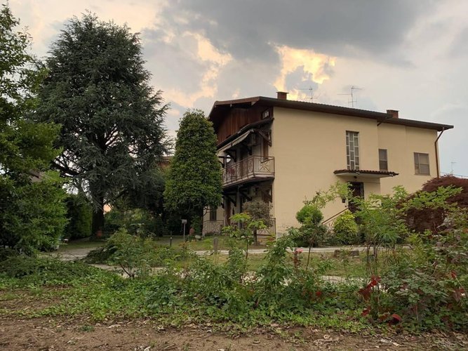 APPARTAMENTO IN BIFAMILIARE Capriate San Gervasio