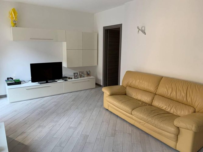 TRILOCALE PIENO CENTRO AL PIANO TERRA Nembro