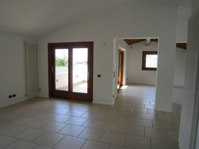 NEMBRO VILLA BIFAMILIARE Nembro