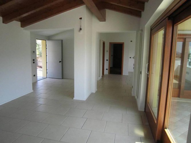 NEMBRO VILLA BIFAMILIARE Nembro