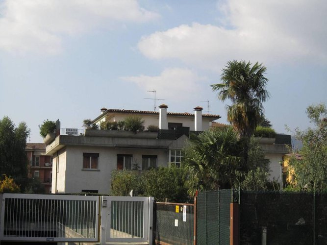 VILLA DI SERIO ATTICO Villa di Serio