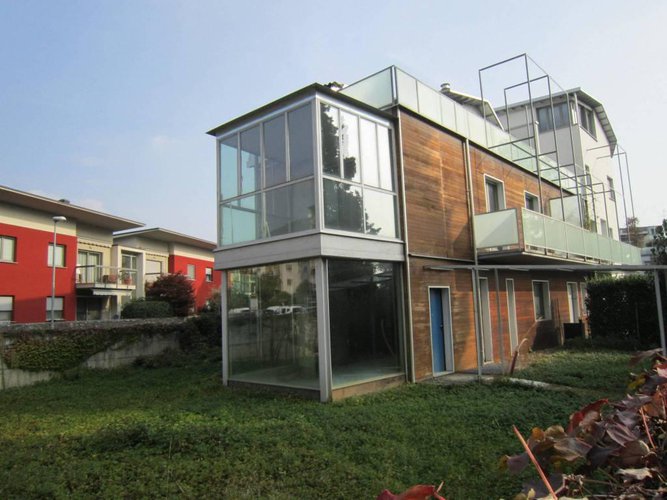 ALZANO NUOVA VILLA CON 350 MQ DI GIARDINO Alzano Lombardo