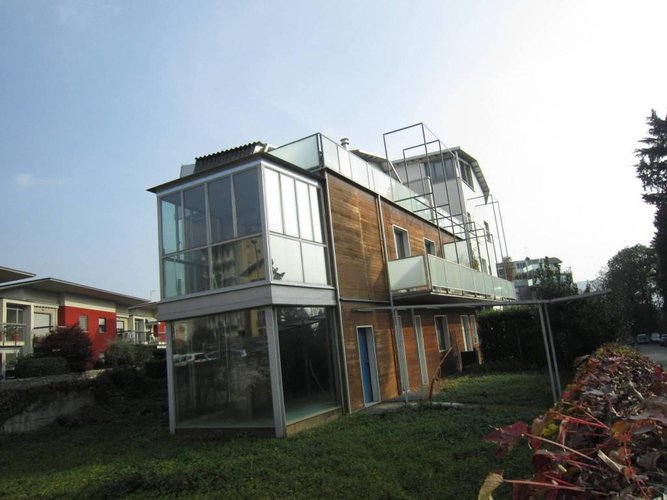 ALZANO NUOVA VILLA CON 350 MQ DI GIARDINO Alzano Lombardo