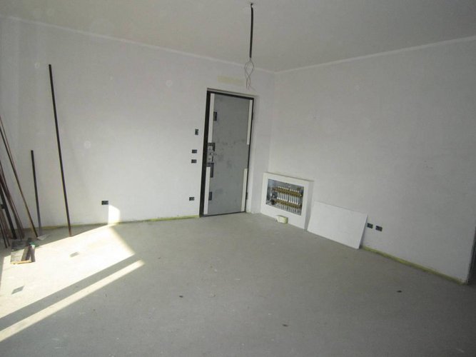 ALZANO NUOVO TRILOCALE CON 150 MQ DI GIARDINO PRIVATO Alzano Lombardo