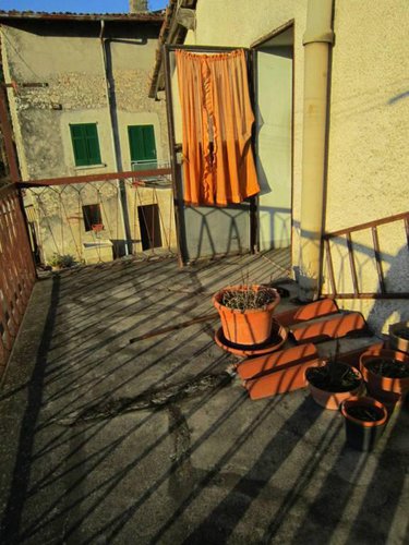 NEMBRO PORZIONE DI CASA CON 350 MQ DI GIARDINO Nembro