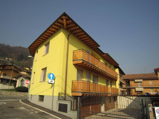 NEMBRO TRILOCALE Nembro