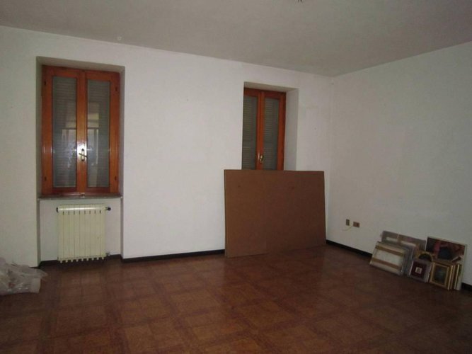 PRADALUNGA PENTALOCALE DI 155 MQ Pradalunga