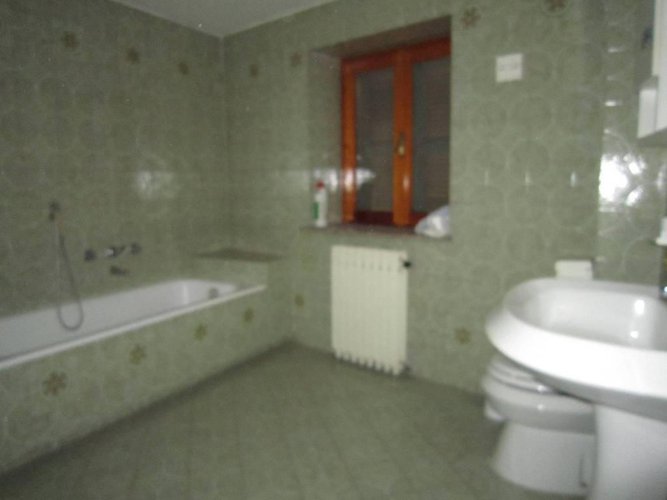 PRADALUNGA PENTALOCALE DI 155 MQ Pradalunga