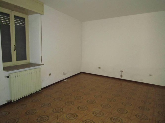 PRADALUNGA PENTALOCALE DI 155 MQ Pradalunga