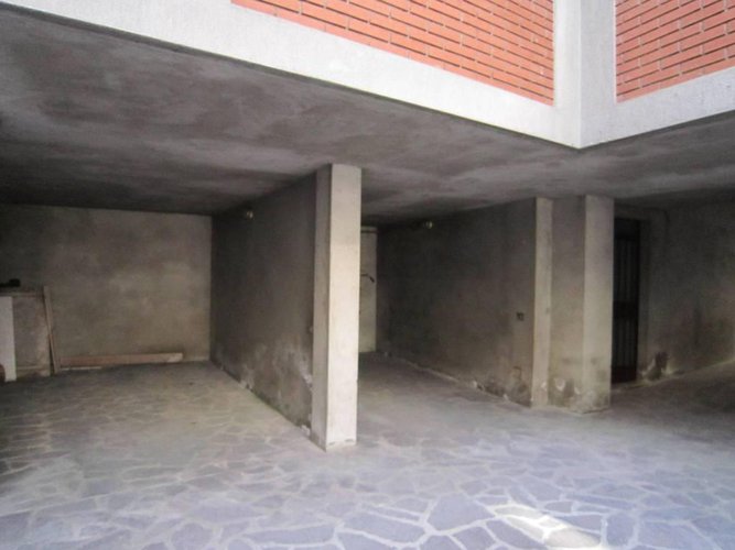 PRADALUNGA PENTALOCALE DI 155 MQ Pradalunga