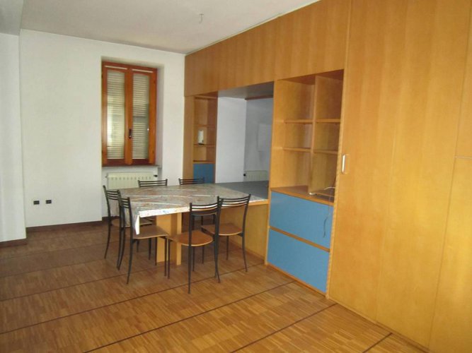 PRADALUNGA PENTALOCALE DI 155 MQ Pradalunga