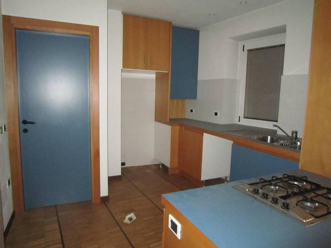 PRADALUNGA PENTALOCALE DI 155 MQ Pradalunga