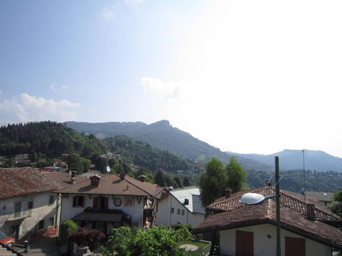 SELVINO PORZIONE DI CASA Selvino