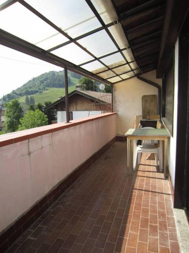 SELVINO PORZIONE DI CASA Selvino