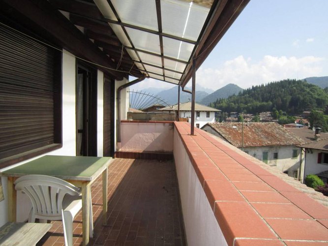 SELVINO PORZIONE DI CASA Selvino