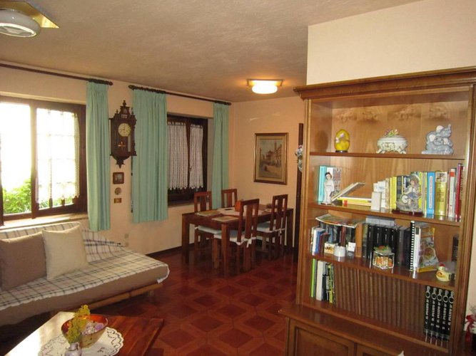 NEMBRO PORZIONE DI CASA Nembro