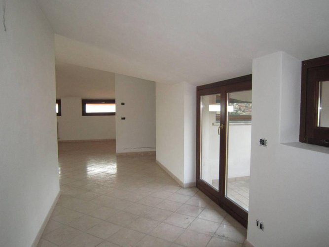 NEMBRO MANSARDA RISTRUTTURATA Nembro