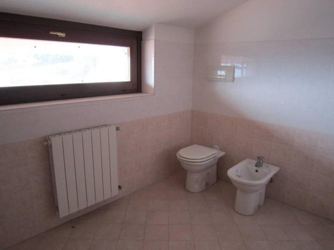 NEMBRO MANSARDA RISTRUTTURATA Nembro