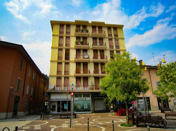 NEMBRO MANSARDA RISTRUTTURATA Nembro