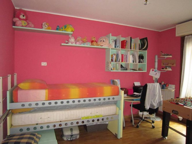 NEMBRO QUADRILOCALE CON DOPPI SERVIZI Nembro