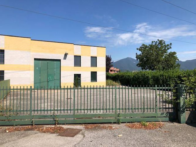 Capannone Costa di Mezzate