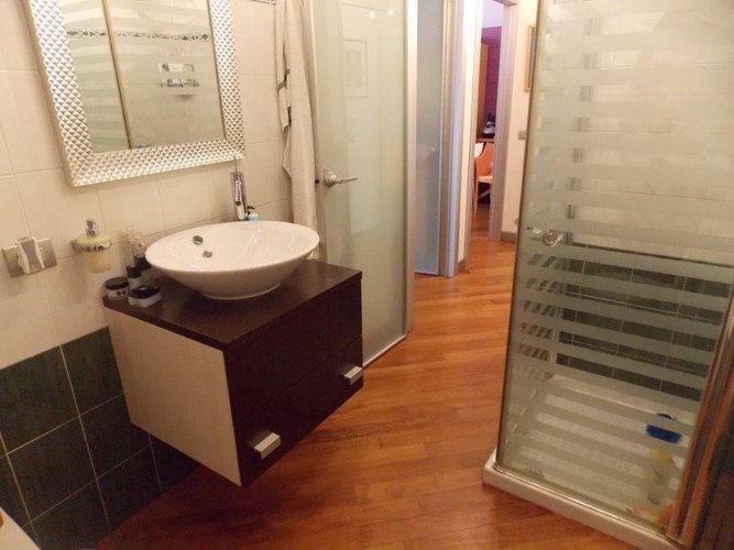 SIGNORILE TRILOCALE Cologne