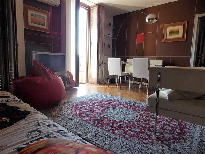 SIGNORILE TRILOCALE Cologne