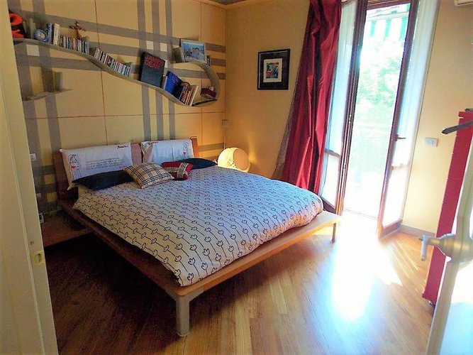 SIGNORILE TRILOCALE Cologne