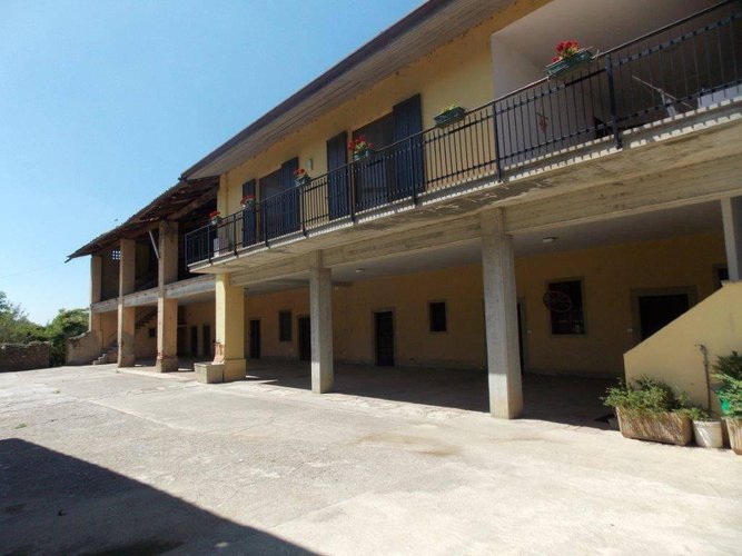 INCREDIBILE !!!! AGRICOLTORI, AMANTI DELLA VITA IN CAMPA Pontoglio