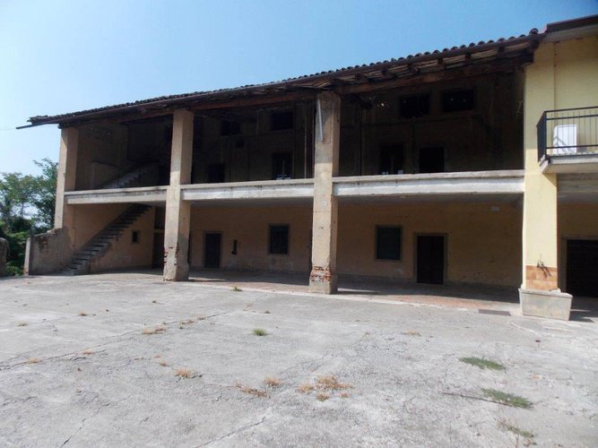 INCREDIBILE !!!! AGRICOLTORI, AMANTI DELLA VITA IN CAMPA Pontoglio