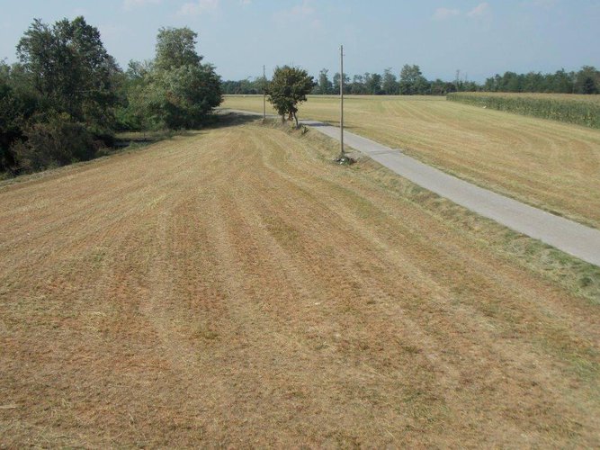 INCREDIBILE !!!! AGRICOLTORI, AMANTI DELLA VITA IN CAMPA Pontoglio