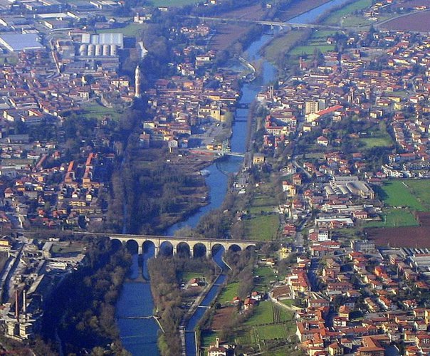 NEGOZIO A REDDITO Palazzolo sull'oglio