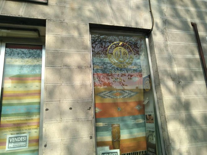 NEGOZIO IN VENDITA NEL CENTRO DI CHIARI Chiari