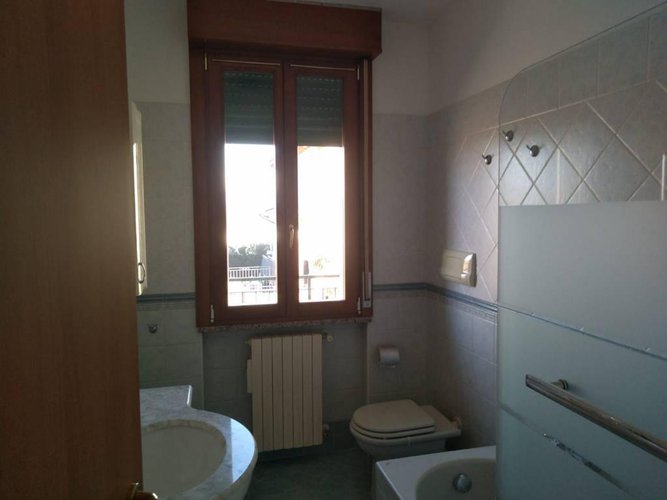 TRILOCALE USATO POCHISSIMO A ROVATO Rovato