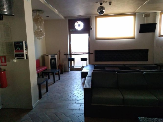 PUB-BAR-DISCO Chiari