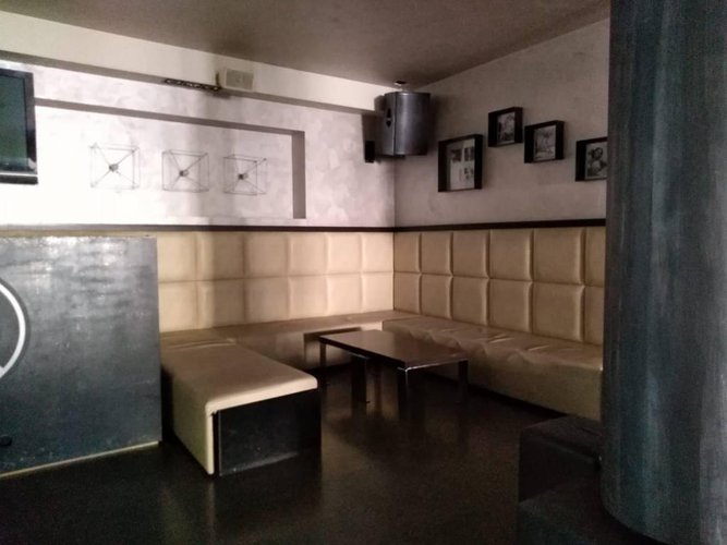 PUB-BAR-DISCO Chiari