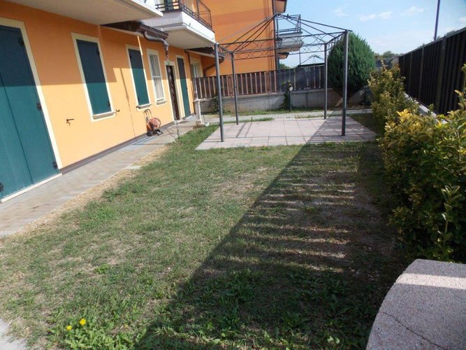 IMPERDIBILE !!! SOLUZIONE MOLTO RICHIESTA,