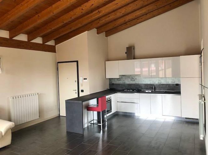 Attico Cividate al Piano