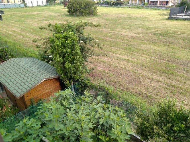 VILLA DISPOSTA SU DUE PIANI Chiari