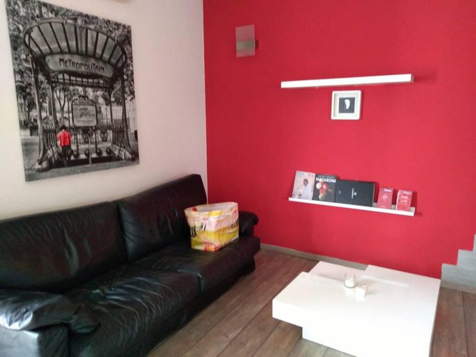 VILLA DISPOSTA SU DUE PIANI Chiari