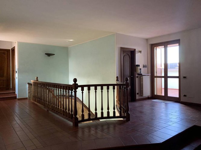 VILLA BIFAMILIARE SU DUE PIANI A PONTOGLIO Pontoglio