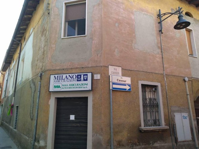 IN CENTRO PAESE OTTIMA POSIZIONE Pontoglio
