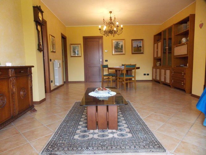 ELEGANTE TRILOCALE CON BOX DOPPIO Palazzolo sull'oglio