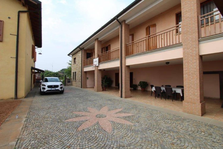 Splendida occasione per gli amanti della Franciacorta