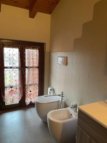 APPARTAMENTO ARREDATO CON TRAVI A VISTA!! OTTIMO PREZZO!! Capriolo