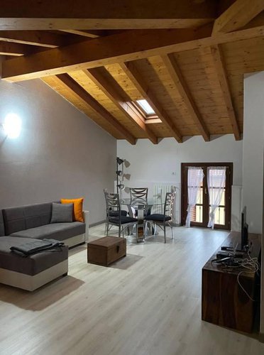 APPARTAMENTO ARREDATO CON TRAVI A VISTA!! OTTIMO PREZZO!! Palazzolo sull'oglio