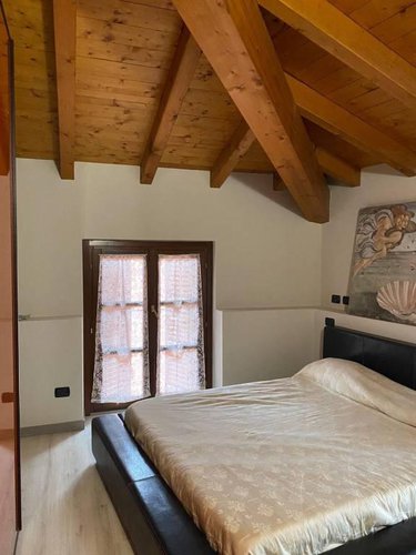 APPARTAMENTO ARREDATO CON TRAVI A VISTA!! OTTIMO PREZZO!! Palazzolo sull'oglio