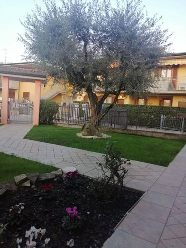 STUPENDA VILLA BIFAMILIARE TENUTA IN OTTIMA CONDIZIONI Ghisalba