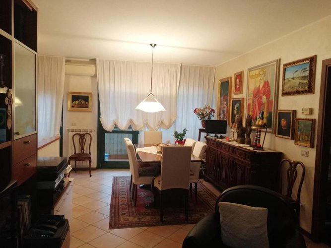 CURATO TRILOCALE Palazzolo sull'oglio